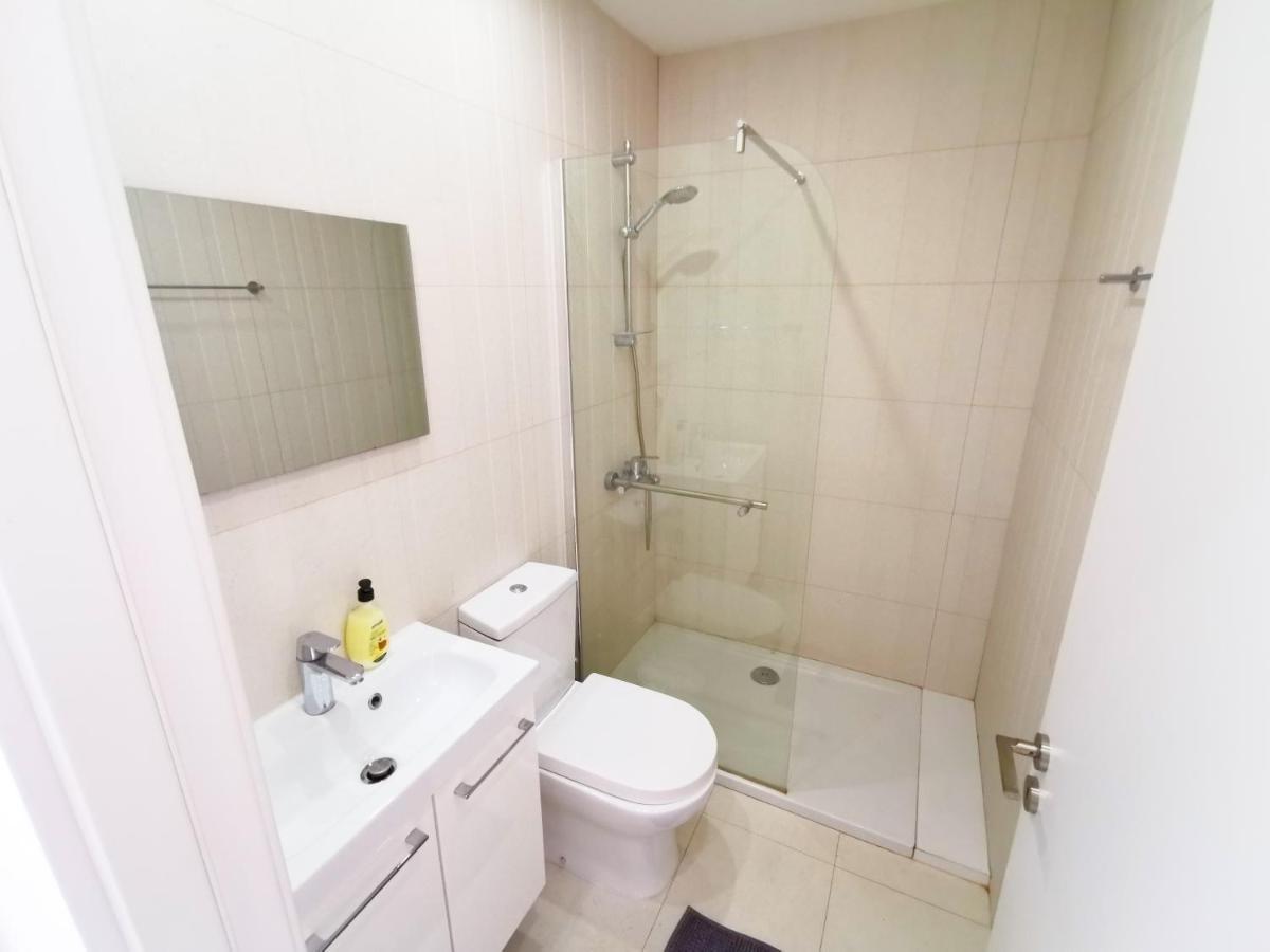 لارنكا Sunny Daze Seaview Apartment المظهر الخارجي الصورة
